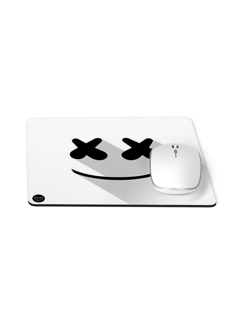Reeman Design Mouse pad with marshmallow print and design
