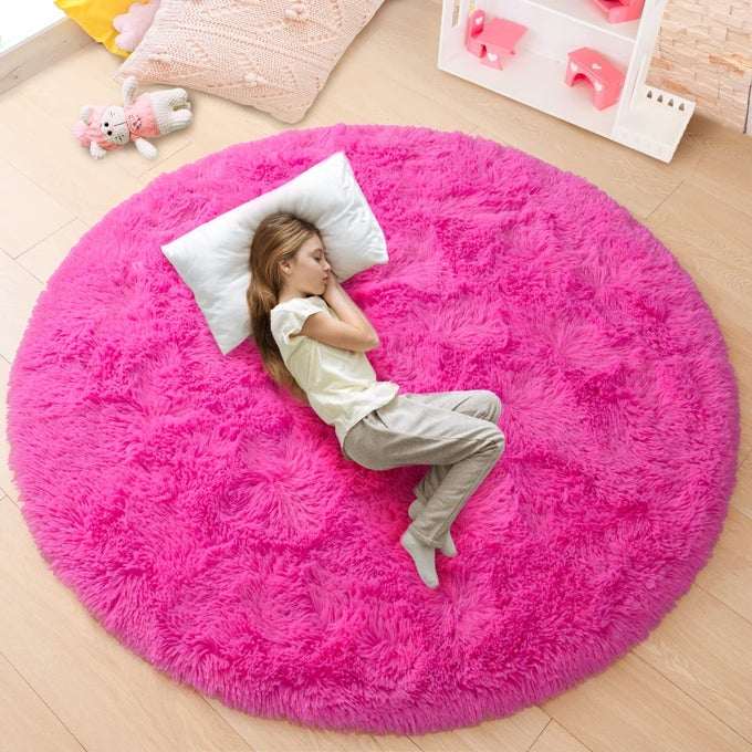 ROUND RUG 5X5 FEET FLUFFY SOFT AREA RUGS FOR KIDS GIRLS ROOM PRINCESS CASTLE PLUSH SHAGGY CARPET CUTE CIRCLE NURSERY RUG FOR KIDS GIRLS BEDROOM BABY ROOM HOME DECOR CIRCULAR CARPET HOTPINK