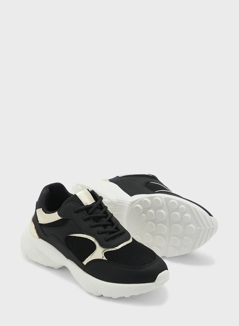 Ginger Metallic Detail Sneaker