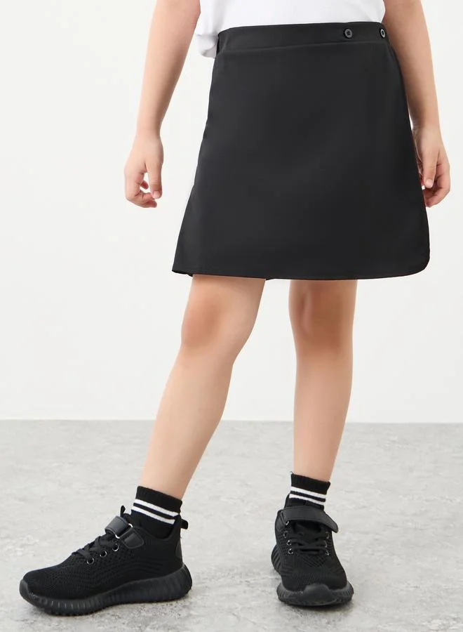 Styli Styli Girls School Uniform Black Plain Skorts with Button Detail