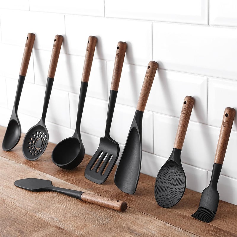 WAGENSTEIGER Silicon Cooking Skimmer Ladle with Wooden Handle: Slotted Cooking Spoon for Deep Frying Food, Food Separator, Heat Resistant, BPA Free, Gentle Head Design for Non-Stick Cookware - Image 5