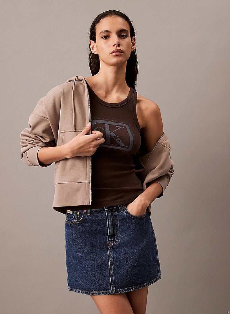 كالفن كلاين جينز تنورة جينز قصيرة بخصر مرتفع - Image 3