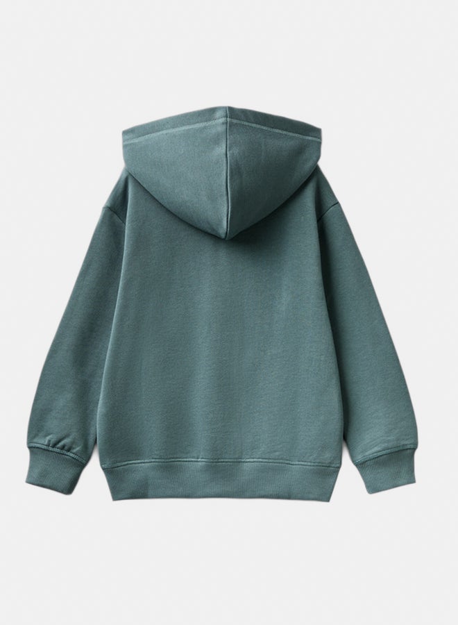 بينيتون سويتر أولاد بسحاب وطبعة - Image 2