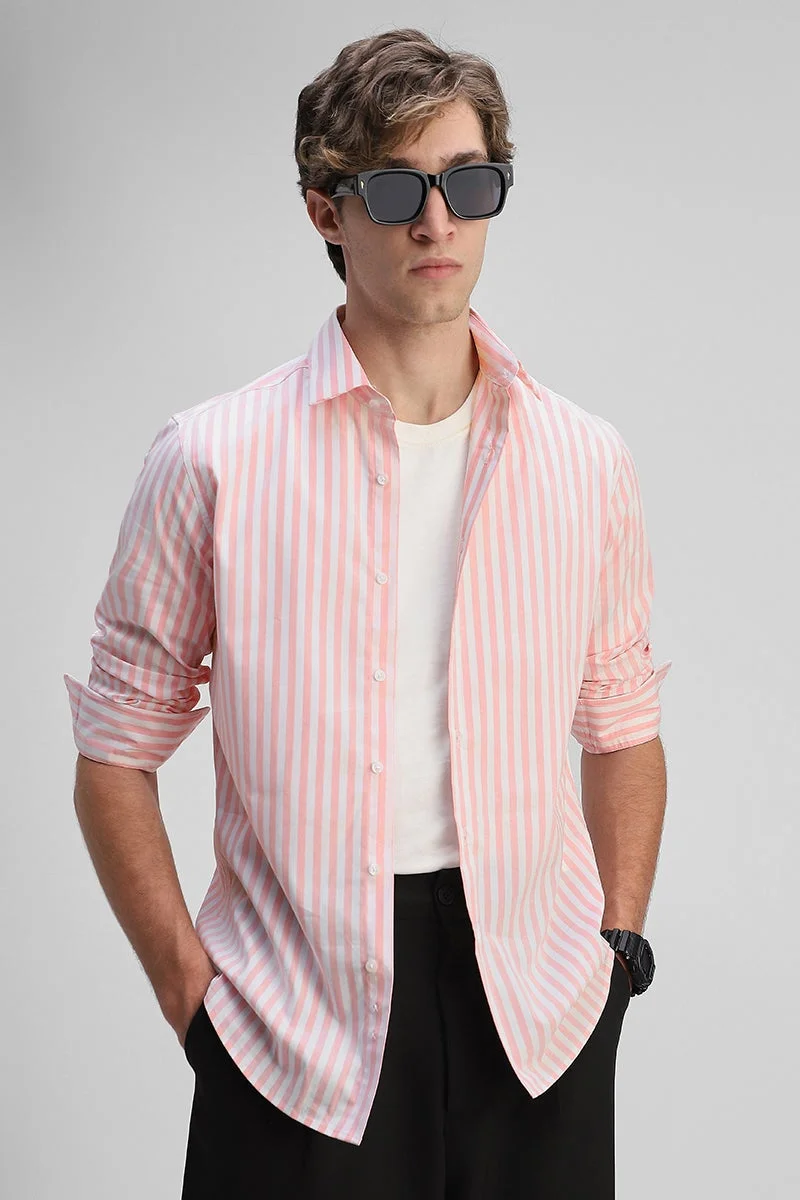 سنيتش قميص مخطط بقصة ضيقة ومرونة