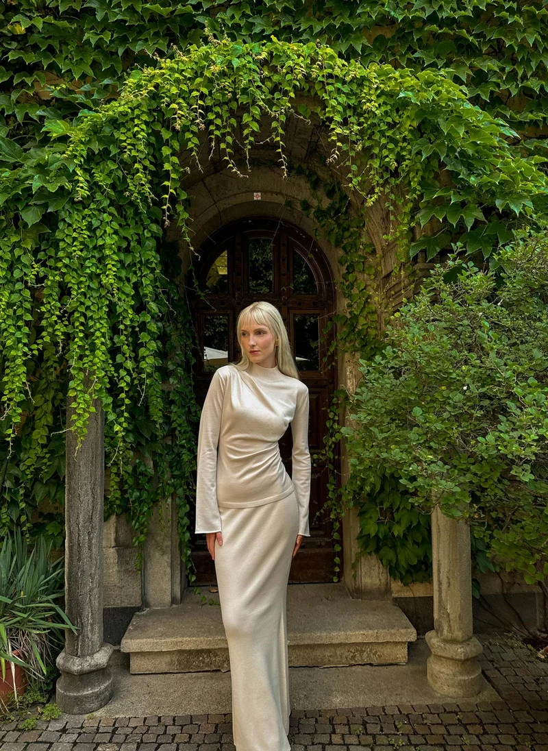 ليتشي تنورة ماكسي محبوكة