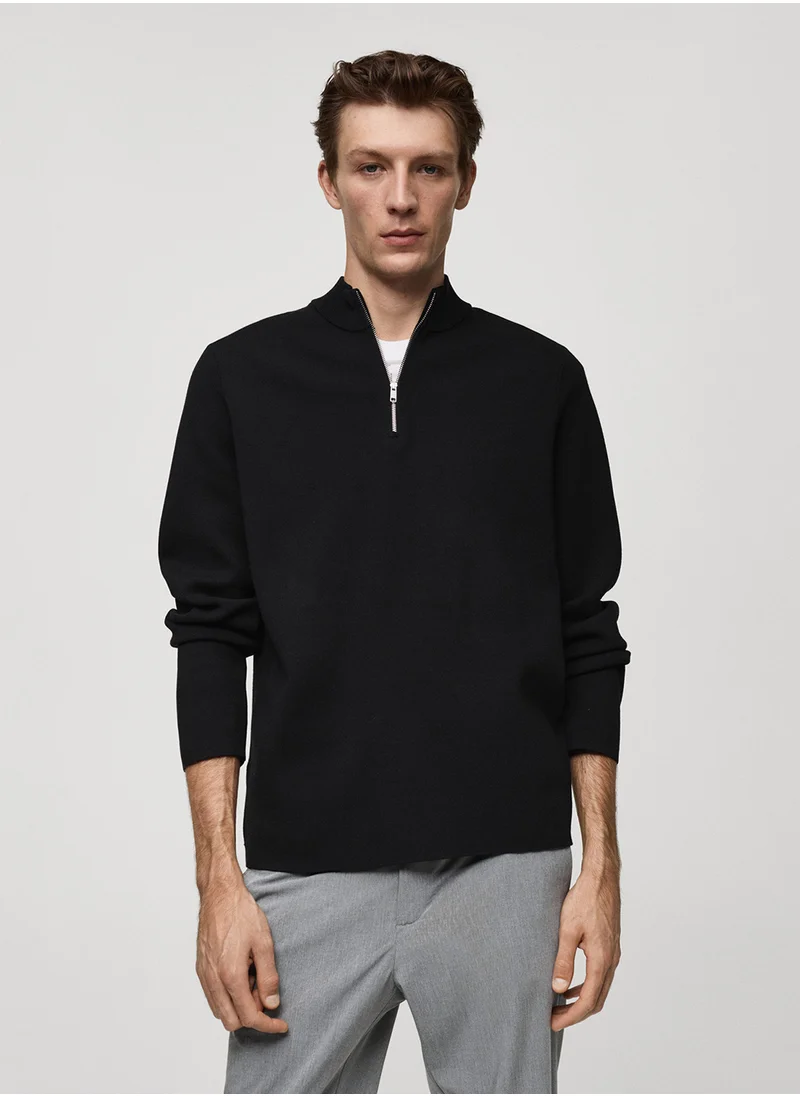 مانجو مان Medium-Knit Sweater With A Funnel Neck And Zip