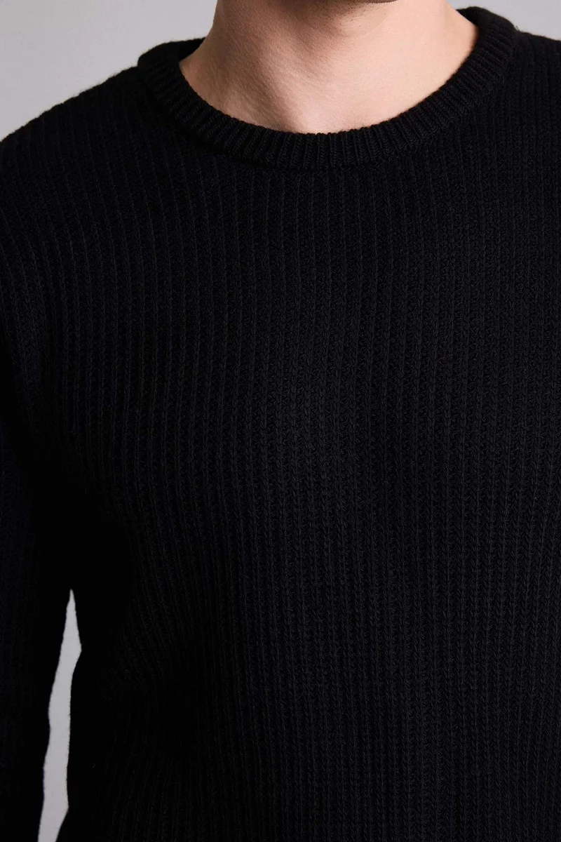 Defacto  Standard Fit Crew Neck Knitwear Pullover for Men | Best Price UAE