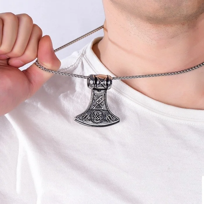 Chavin Vintage Nordic Viking Lun Flour Ax Steel Necklace
