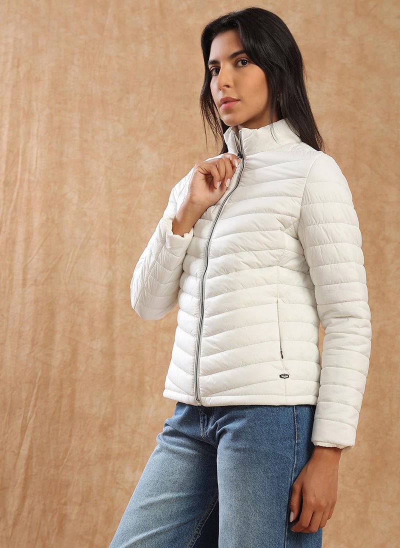 Globus Women White Mock Neck Front Zip 2 Pockets Winter Wear Insulator Puffer Jacket - Image 3