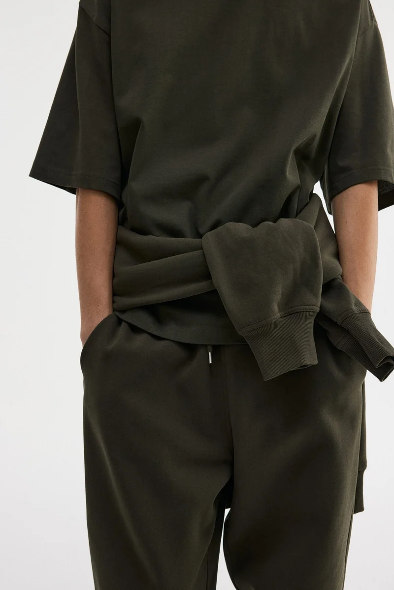 اتش اند ام تي-شيرت بقصة فضفاضة