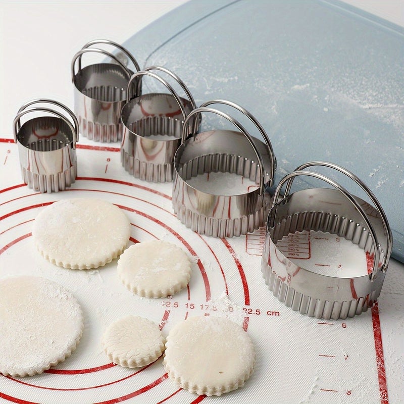 5pcs Rectangular Stainless Steel Scalloped Cake Ring Baking Cutting Mold Set with Handles for Home Use - Image 2