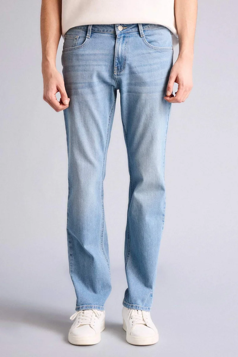 Defacto  Sergio Regular Fit Normal Waist Jeans for Men | Best Price UAE