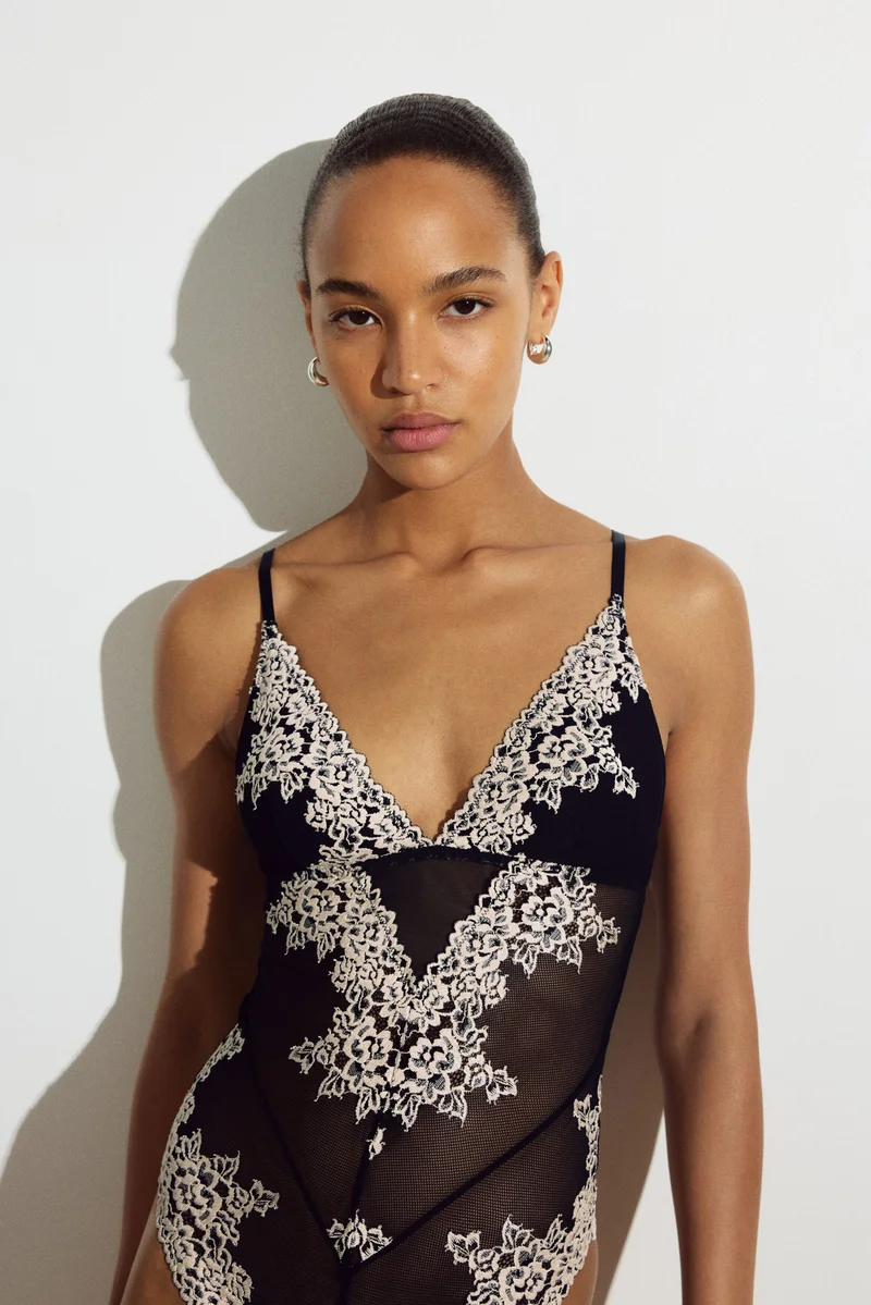H&M Padded-cup lace body