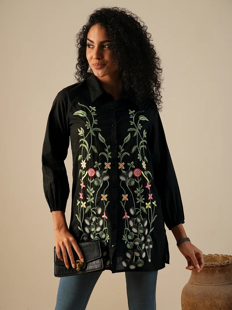 globus Women Floral Embroidered Shirt Collar Puff Sleeves Tunic