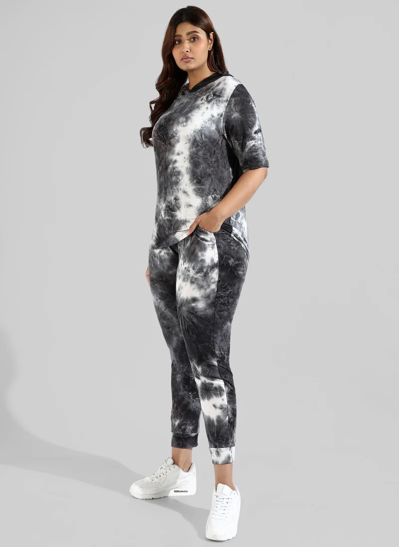Instafab Plus Tye-Dye Stylish Hooded Co-Ords Set