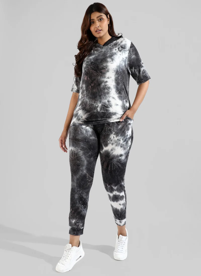 Instafab Plus Tye-Dye Stylish Hooded Co-Ords Set