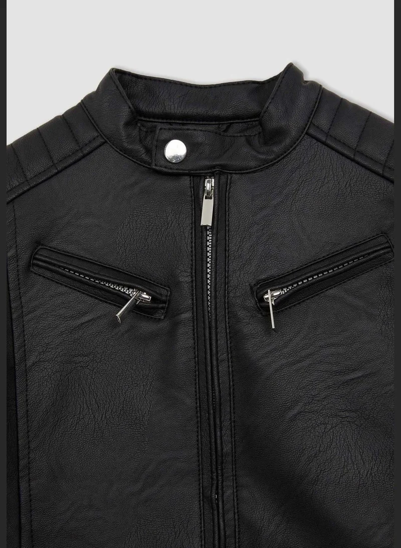 ديفاكتو Basic Faux Leather Jacket