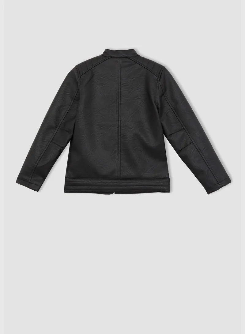 ديفاكتو Basic Faux Leather Jacket