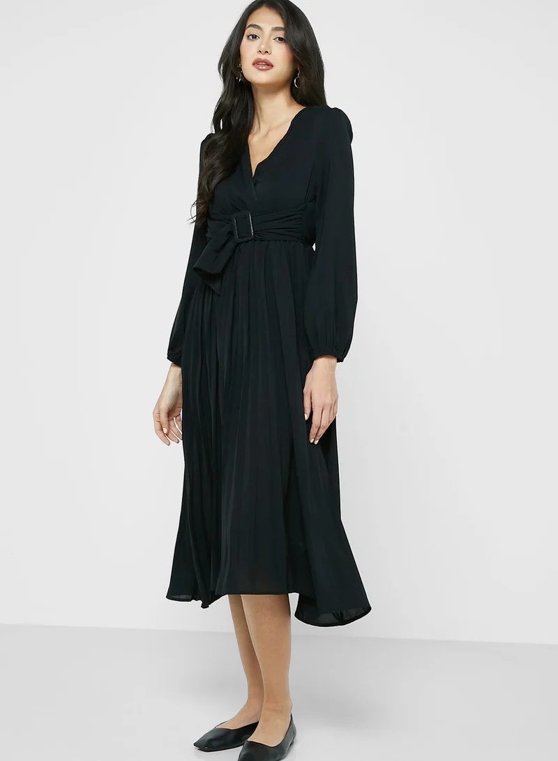 ELLA Pleated Dress With Belt
