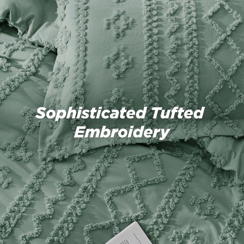 Bedsure Tufted Boho Comforter Set King Size - Green Boho Bed Set, GentleSoftâ„¢ 3 Pieces Farmhouse Shabby Chic Embroidery Bedding, Gifts for Woman, Soft Jacquard King Comforter for All Seasons - Image 4