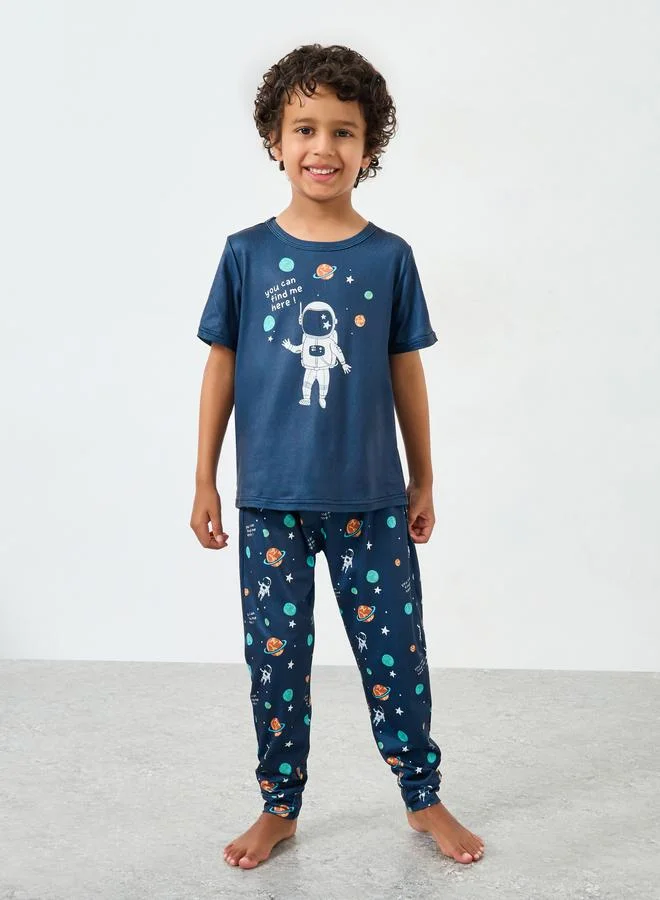 Styli Boys Graphic Print Short Sleeve T-Shirt with Pyjama Set