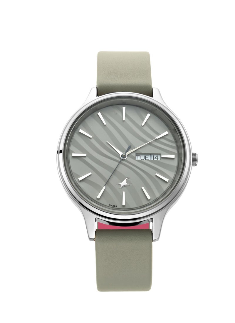 fastrack Fastrack Ruffles Quartz Analog with Day and Date Grey Dial Leather Strap Watch for Girls  - Image 1