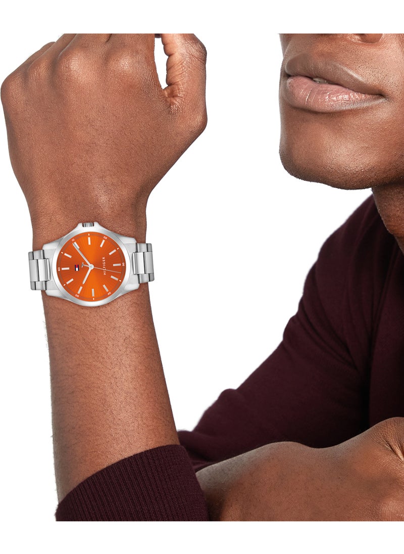 TOMMY HILFIGER TOMMY HILFIGER ROUND ANALOG MEN'S ORANGE CASE WATCH - 1710678  - Image 4