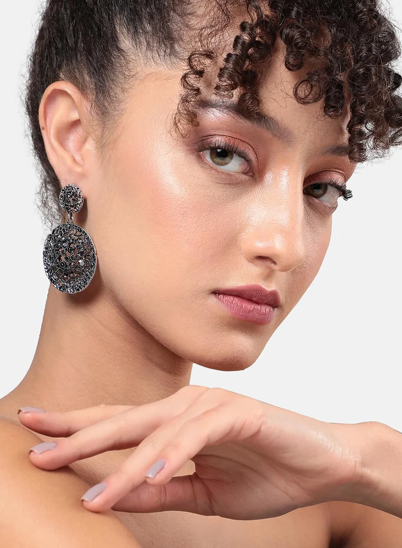 سوهي أقراط متدلية دائرية معقدة - فضية داكنة