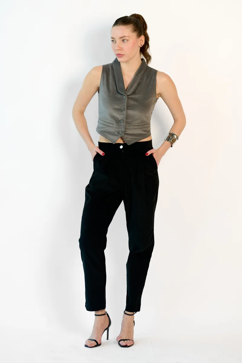 فيرجيو Solid Cotton Buttoned Fitted Style Waistcoat for Women