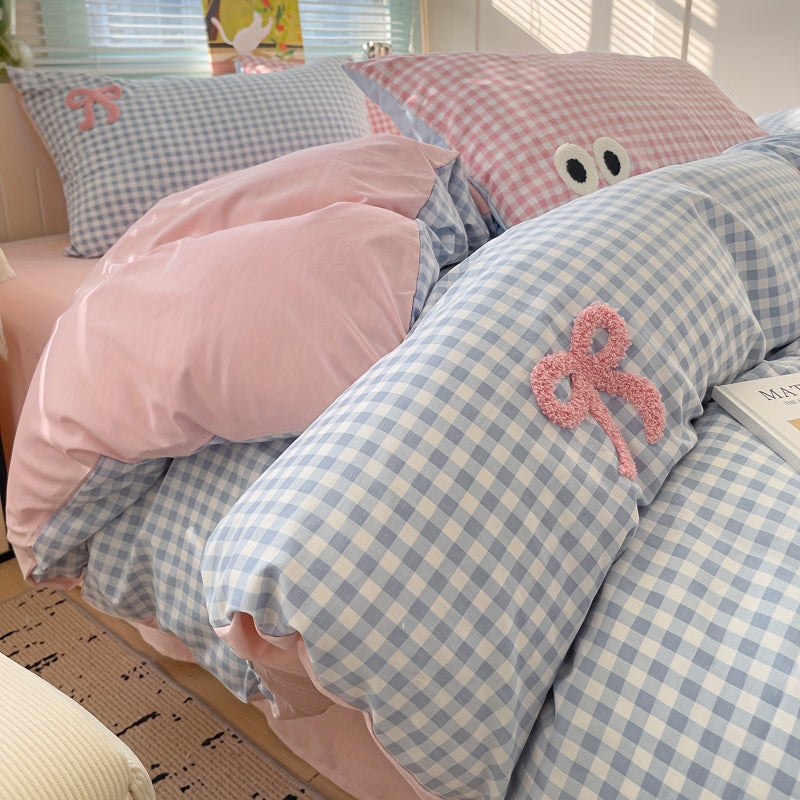 Three-Piece Set with Blue Bow Pattern, Printed Polyester Material, One Duvet Cover + Two Pillowcases, Soft Skin-Friendly Breathable, Suitable for Single/Double Bed, Machine Washable Bedding - Image 3
