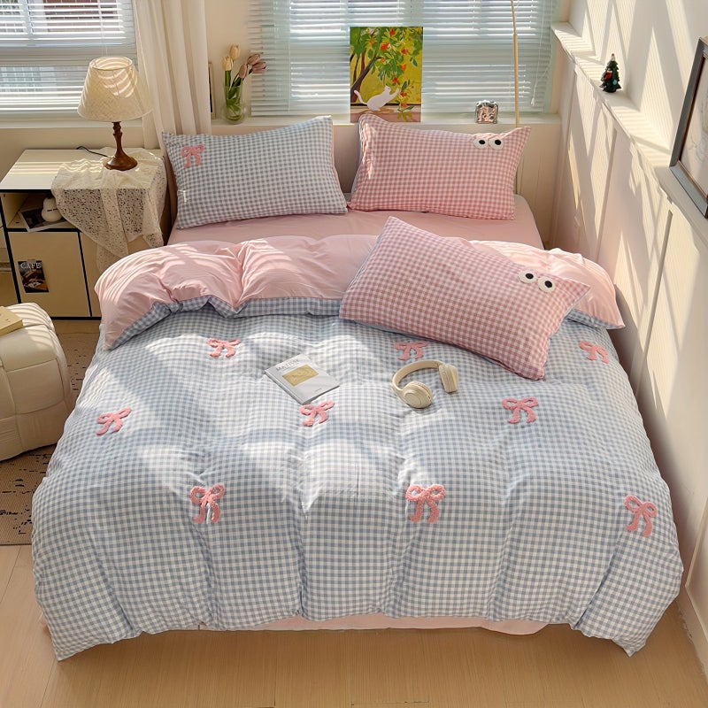 Three-Piece Set with Blue Bow Pattern, Printed Polyester Material, One Duvet Cover + Two Pillowcases, Soft Skin-Friendly Breathable, Suitable for Single/Double Bed, Machine Washable Bedding - Image 5