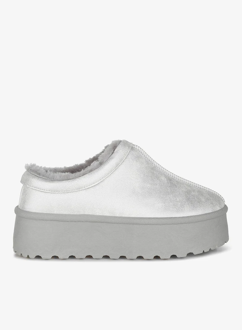 Faux Leather Platform Classic Slip-On in Silver