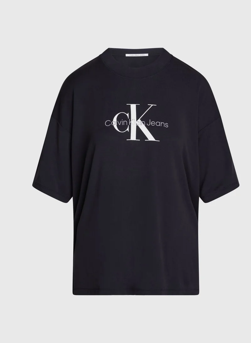 Calvin Klein Jeans Crew Neck Logo T-Shirt