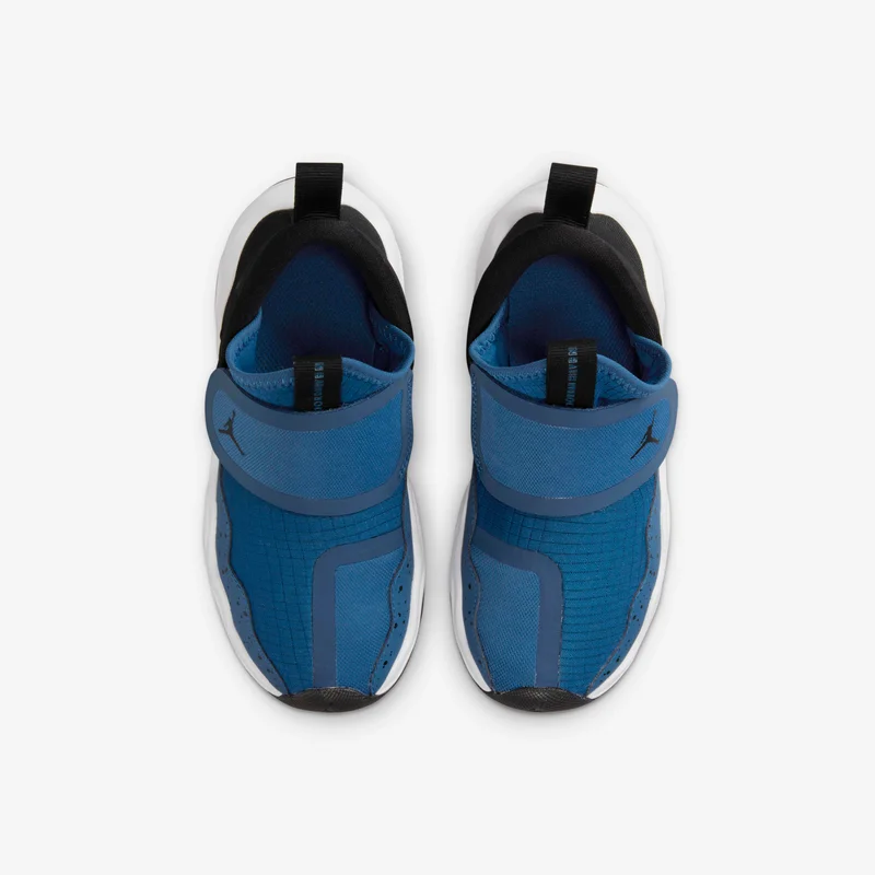 Jordan Kids' 23/7 Shoes