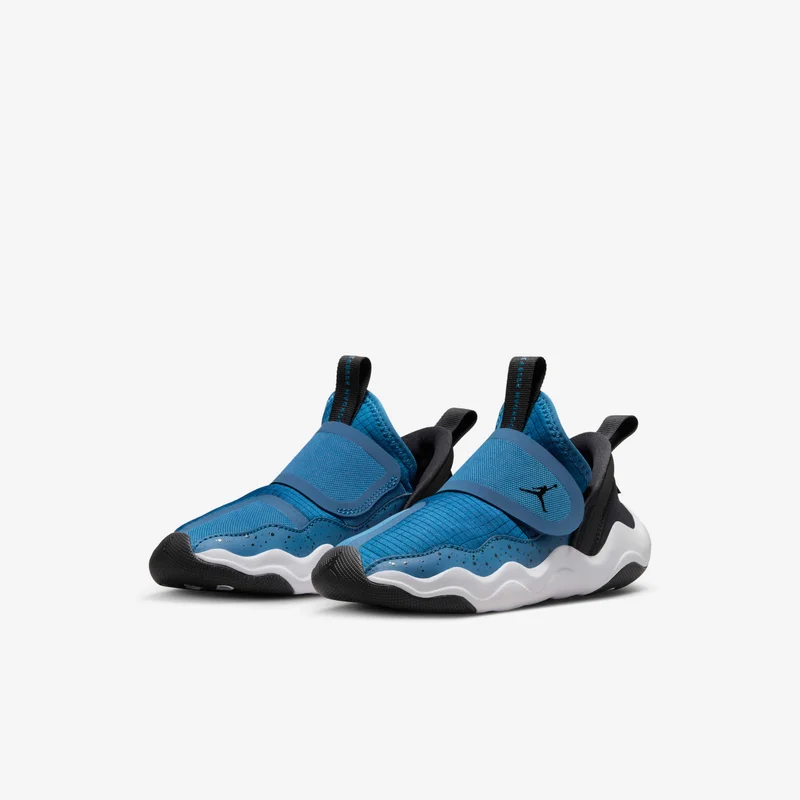 Jordan Kids' 23/7 Shoes