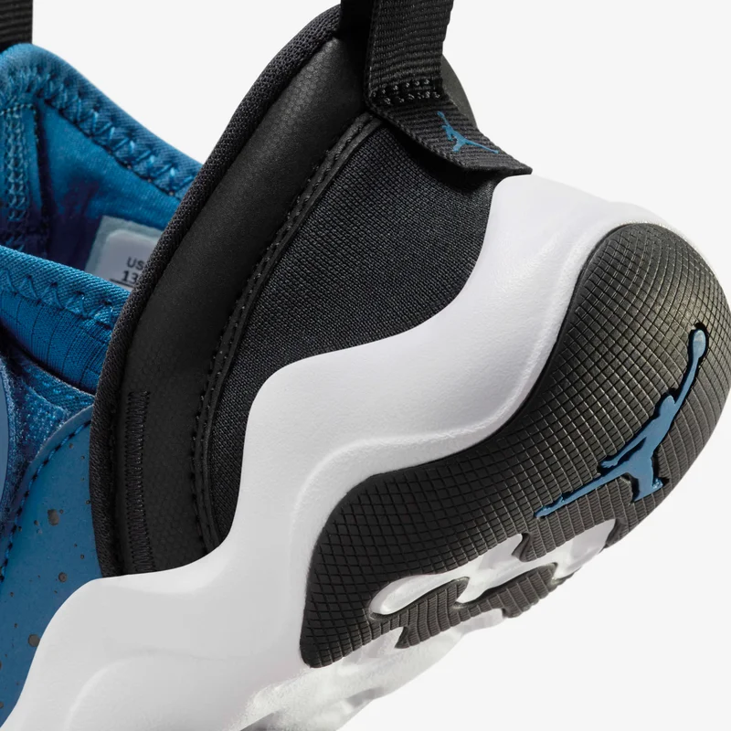 Jordan Kids' 23/7 Shoes