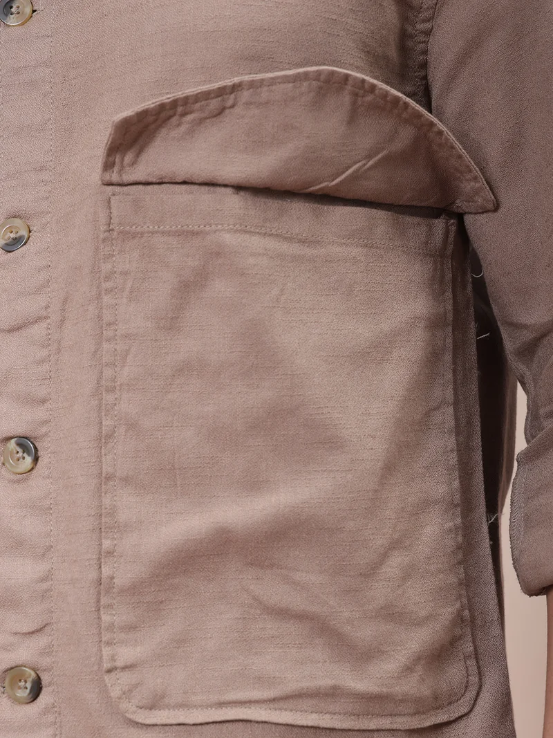 The Indian Garage Co Men Regular Fit Solid Full Sleeves Cutaway Collar Double Flap Pocket Resort Wear Over Shirt