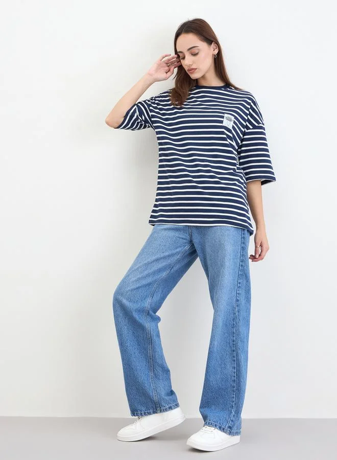 ستايلي تيشيرت مخطط بياقة دائرية