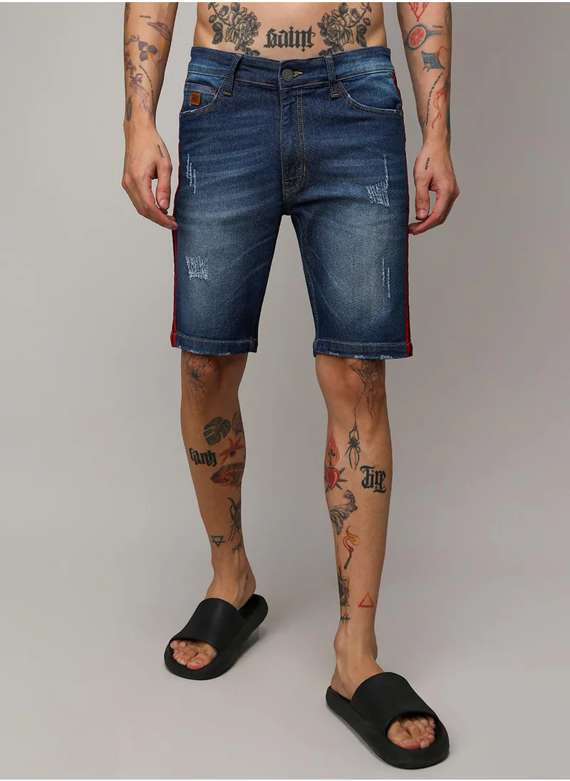 كامبوس سوترا Campus Sutra Men's Blue Contrast Side-Striped Denim Shorts For Casual Wear | Dark-Wash | Regular Fit | Button Closure | Cotton Denim Shorts Crafted With Comfort Fit For Everyday Wear