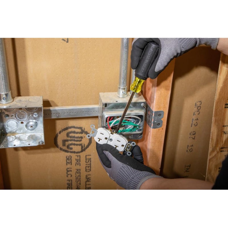 Klein Tools 85805 Screwdriver Set, Made in USA, Multi-Purpose Precision Machined Tips, (3) Phillips, (2) Slotted, Cushion-Grip Handle, 5-Piece - Image 3