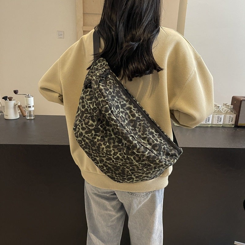 Leopard Print Crossbody Small Bag Korean Instagram Popular Chest Bag Women'S Commuter Small Satchel All-Match Mobile Phone Waist Bag - Image 2