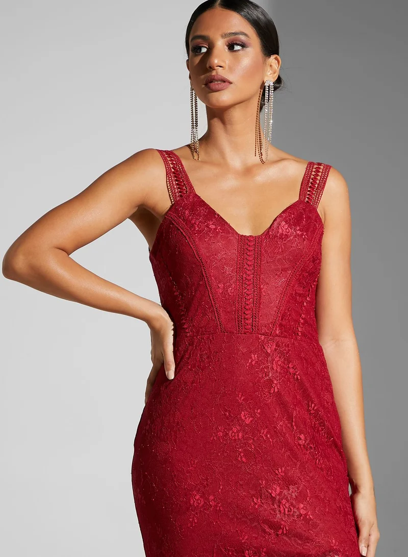 Namshi x Lace Overlay Maxi Dress