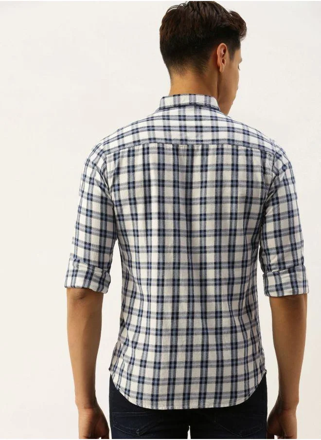 The Indian Garage Co Men Slim Fit Checkered Full Sleeves Spread Collar Casual Shirt