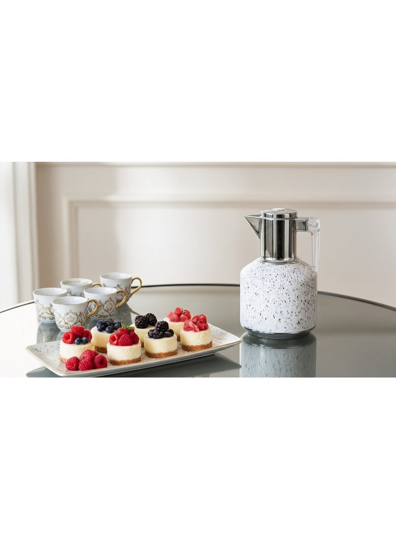 A thermos for tea and coffee designed with great ingenuity. - Image 4