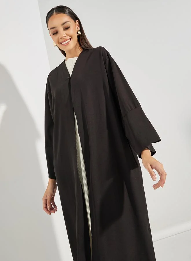 ستايلي Textured Abaya with Button Closure