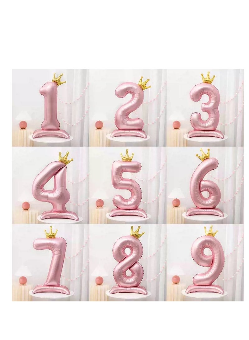 بالون وردي كبير رقم 9 مع تاج وقاعدة، ديكور عيد ميلاد - Image 2