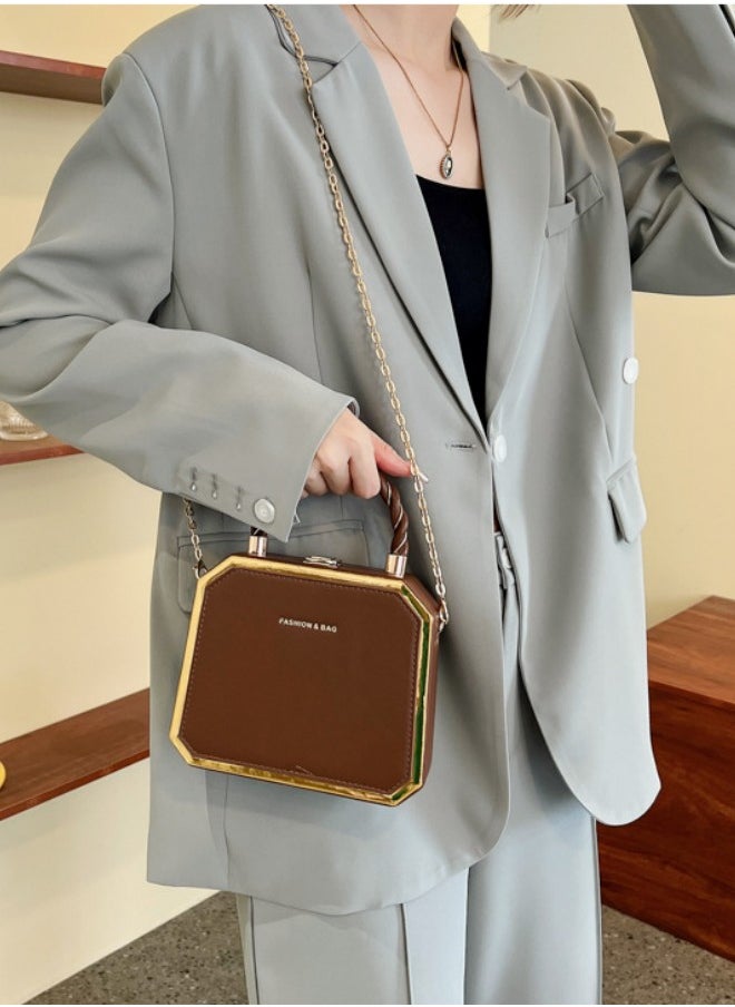 WAOKN - Women's Casual Shoulder Bag, Ladies Minimalist Gold Border Square Bag Handbag Carrying Bag Tote Bags, Exquisite Chain Large Capacity Crossbody Bag Underarm Bag Side Bag Sling Bag - Image 1