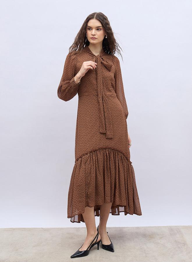 ستايلي فستان ماكسي بطبعات بولكا دوت مع كشكش - Image 2