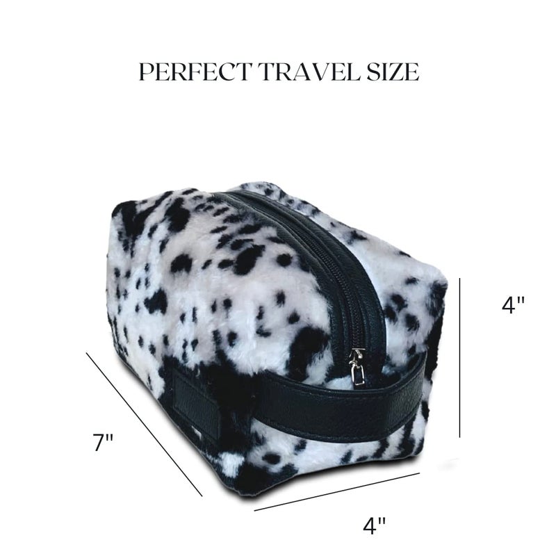 STRUTT حقيبة مستحضرات التجميل الفرو، حقيبة مجوهرات، حقيبة تجميل، حقيبة مكياج، بحجم متوسط II واسعة II خفيفة الوزن II أنيقة DOPP للنساء (أسود وأبيض) - Image 2