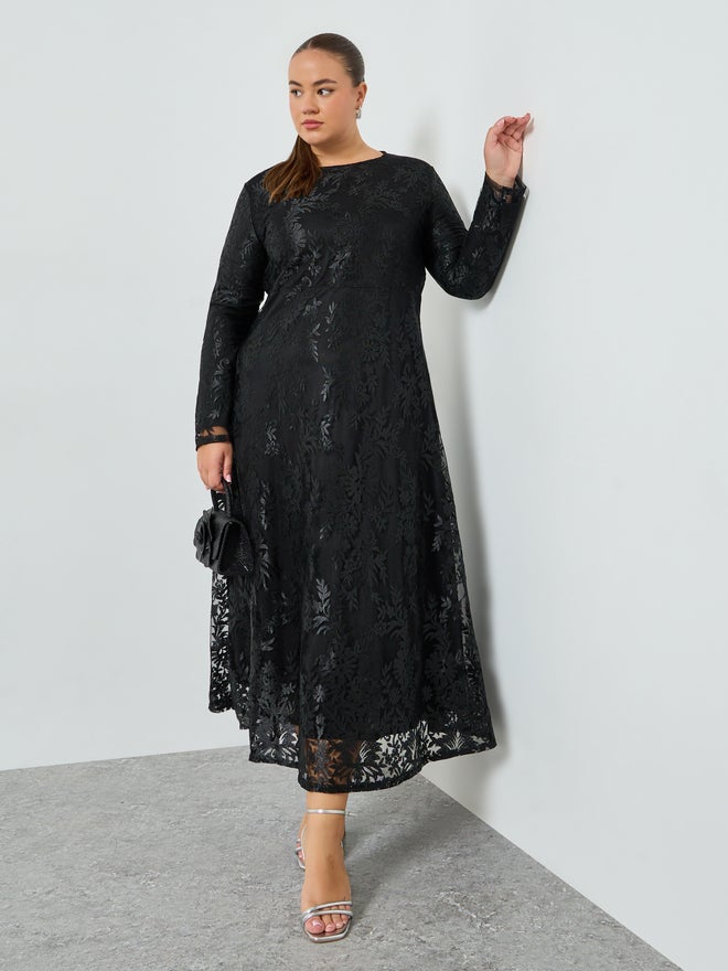 Styli Plus Size Lace Long Sleeves A-Line Maxi Dress - Image 1